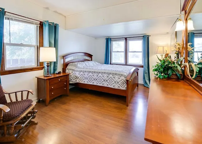 5 Bedroom Home,sleep 8, 2 Fireplaces Ferienhaus *